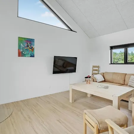 Stunning In Sydals With 4 Bedrooms And Wifi Prázdninový dům Nedre Lysabild
