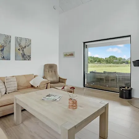 Stunning In Sydals With 4 Bedrooms And Wifi Prázdninový dům