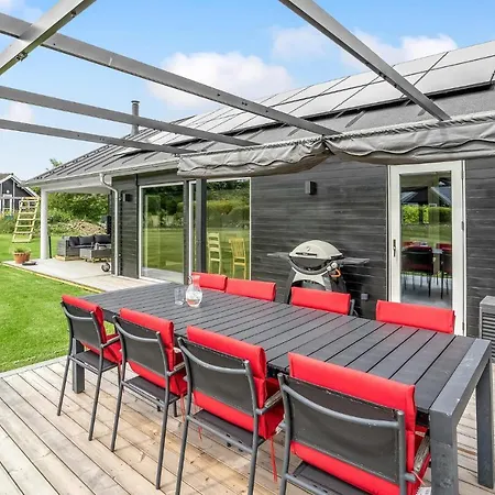 Stunning In Sydals With 4 Bedrooms And Wifi Prázdninový dům